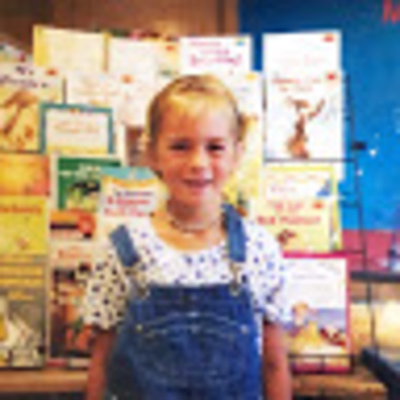 Meet your Posher, Cate - Picture 1 of 1